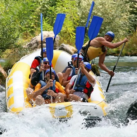 Antony Apartman Gata